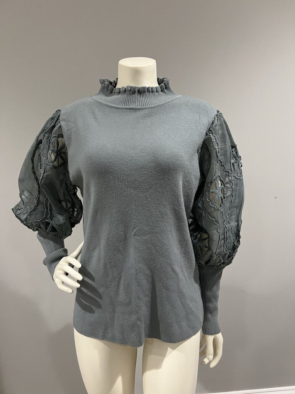 Sioni Womens Blue Gray Ribbed Sweater Embroidered Long Sleeves Size Medium